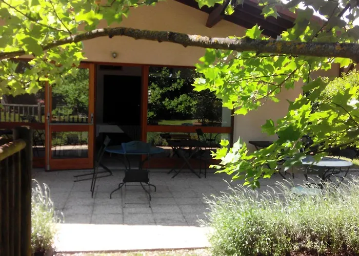 Etesia Otel 3*