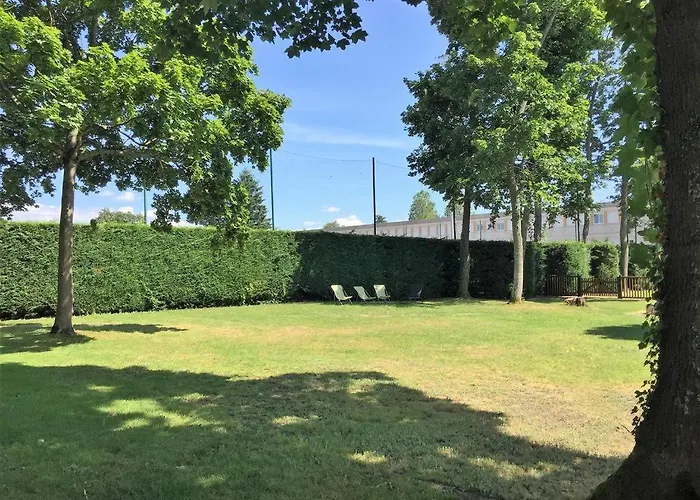 Etesia Otel Feurs